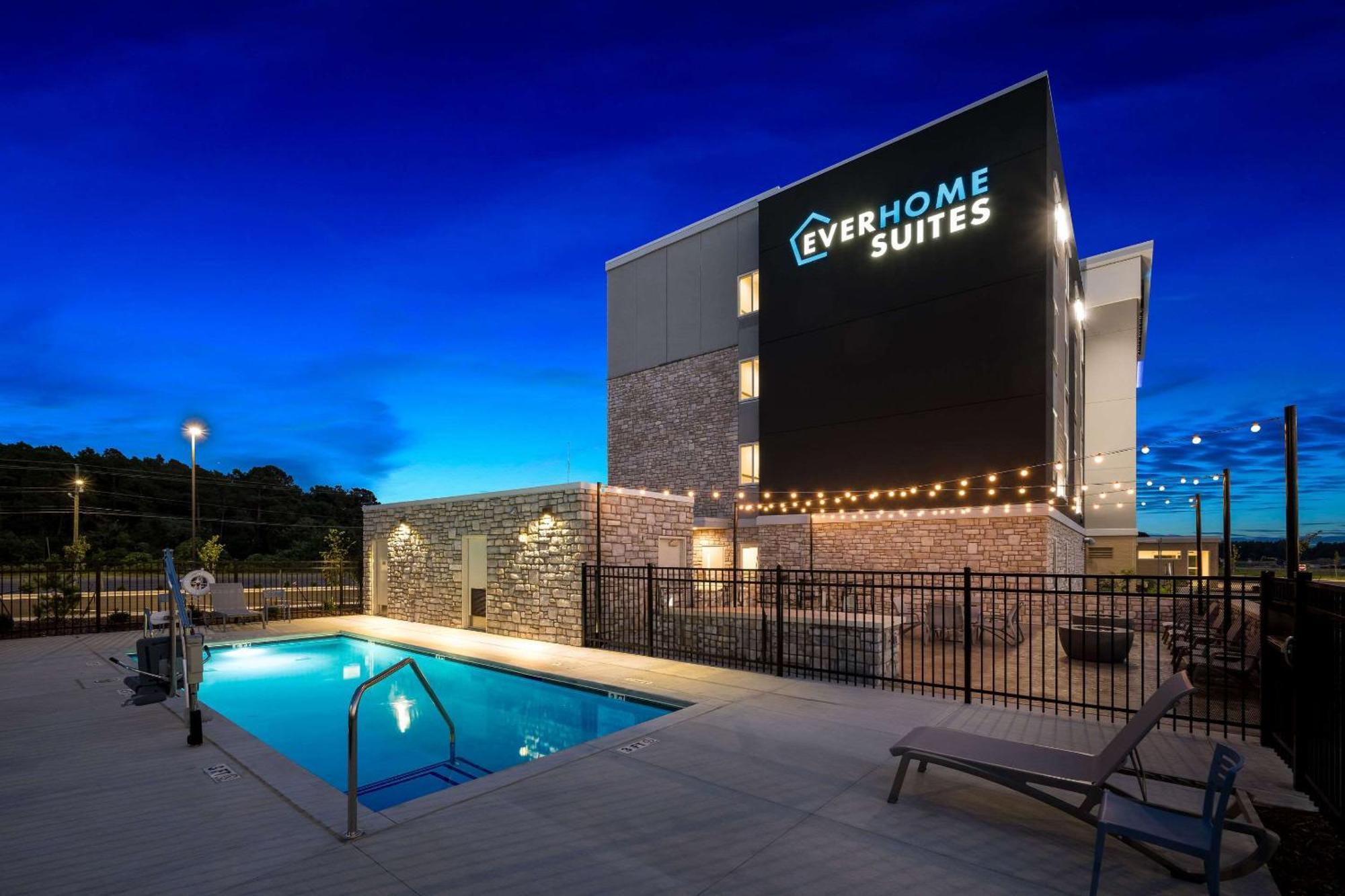 Everhome Suites Fayetteville Near Fort Bragg Екстериор снимка