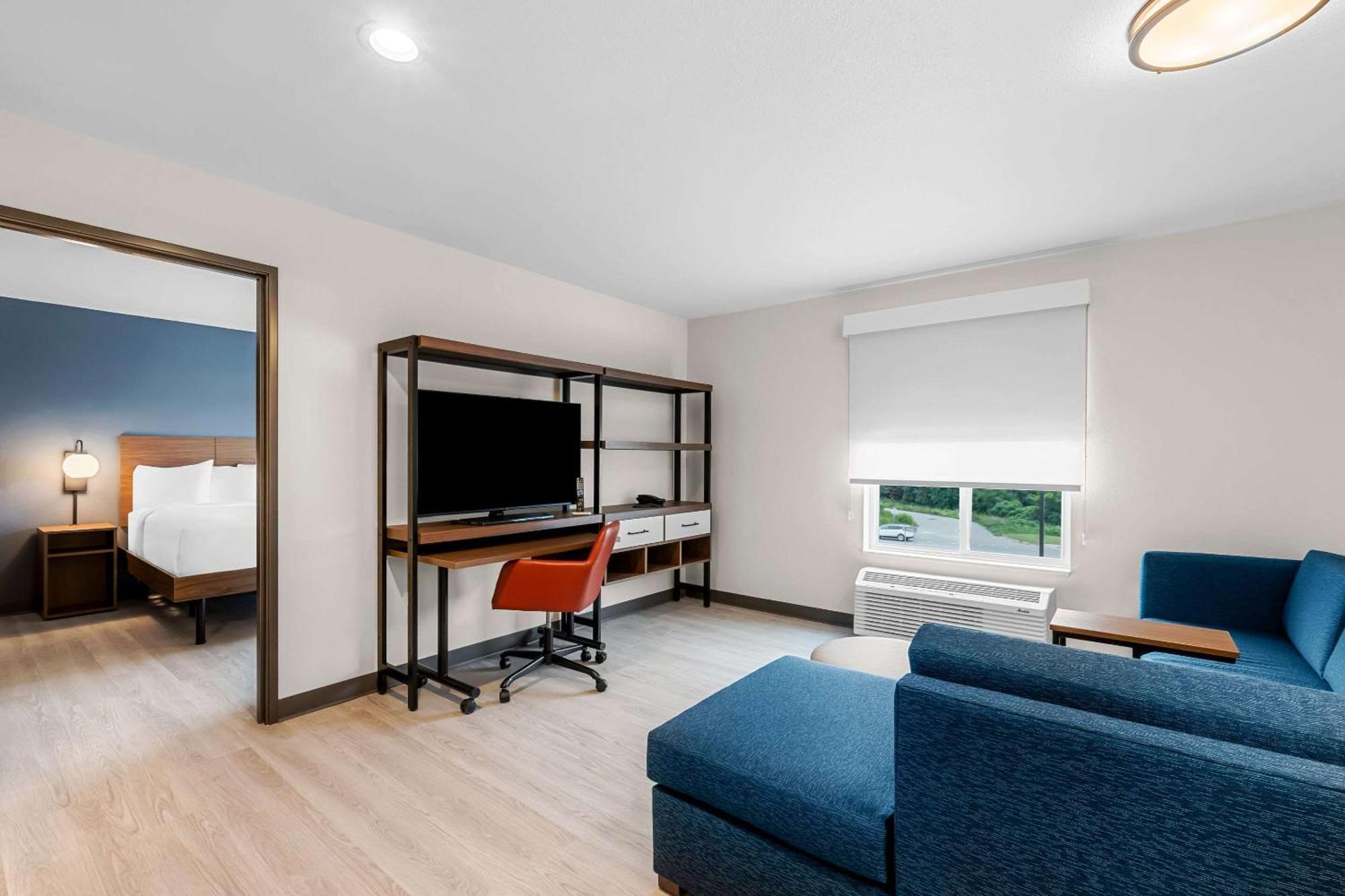 Everhome Suites Fayetteville Near Fort Bragg Екстериор снимка